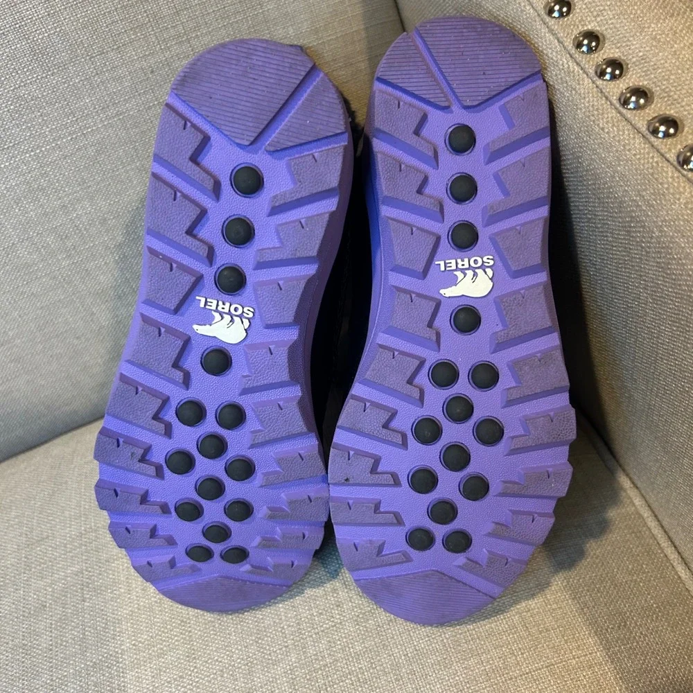 Sorel Whitney II Short Lace Waterproof Winter Boots Black Purple Kids Size 3